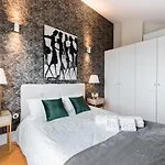 Apartmán Guestready - Bonjardim Building *