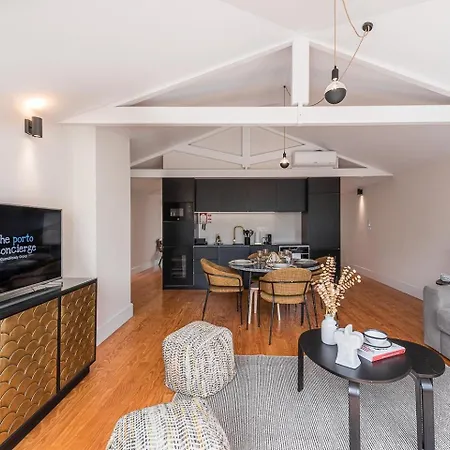 Guestready - Bonjardim Building *