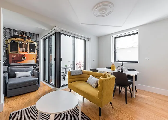 Guestready - Bonjardim Building *