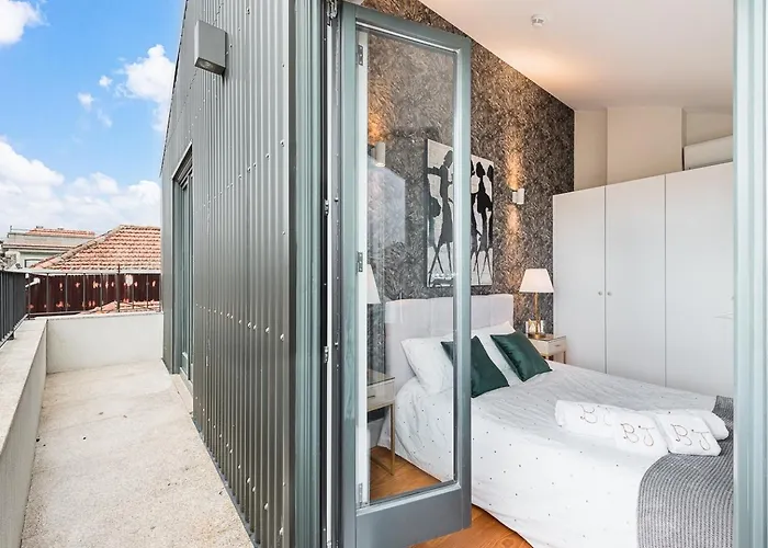 Guestready - Bonjardim Building