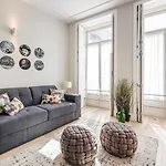 Lägenhet Guestready - Bonjardim Building