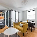 Guestready - Bonjardim Building *