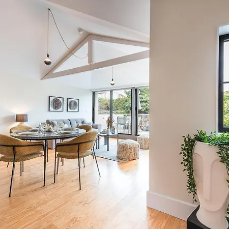 Guestready - Bonjardim Building *