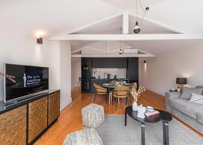 Guestready - Bonjardim Building *