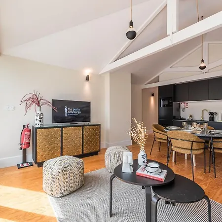 Guestready - Bonjardim Building *